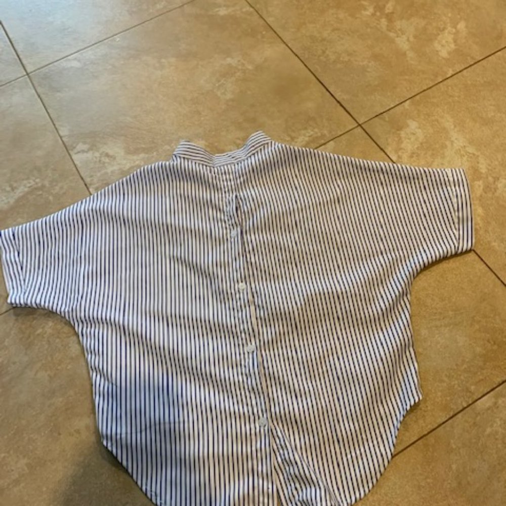 woman's striped cotton summer shirt size s-m